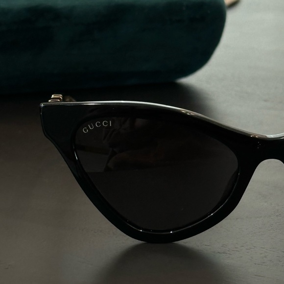 gucci cat eye sunglasses - Picture 5 of 6